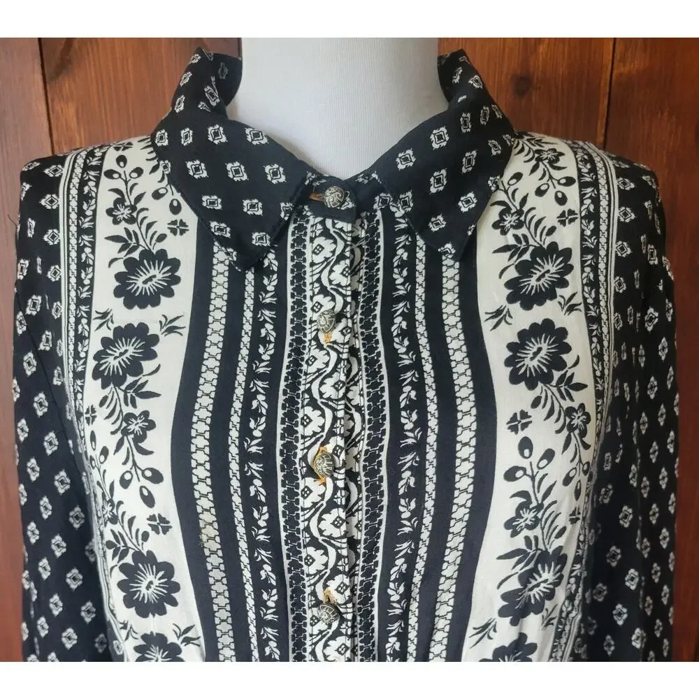 Cyrena by Anthropologie L Tunic Dress Black White Boho Floral Pleated Back Flowy